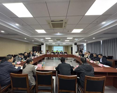 e93b1bd0547d5502367dde2cc442b6d8